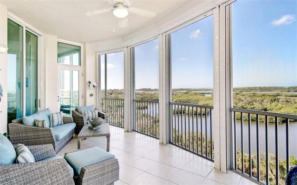 MERIDIAN AT THE OAKS PRESERVE