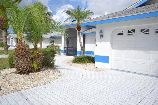 ROTONDA WEST PEBBLE BEACH