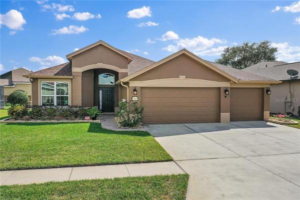 COUNTRY CLUB MOUNT DORA