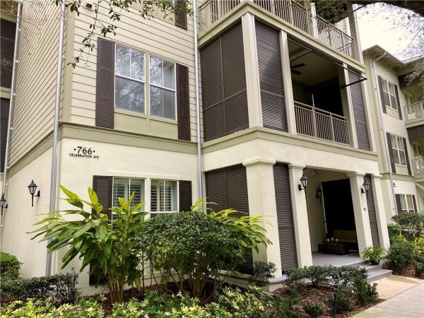 CARLYLE RESIDENCE S CELEBR CONDO