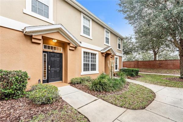 OVERLOOK/PARKSIDE CONDO