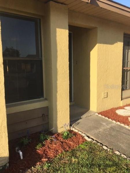 CREEKSIDE VILLAS AT MEADOW WOODS