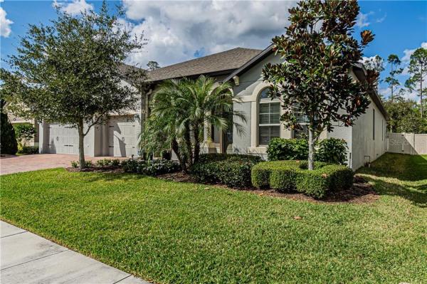 ASTOR GRANDE AT LAKE FOREST