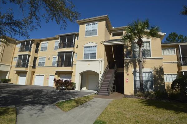 OXFORD PLACE AT TAMPA PALMS A