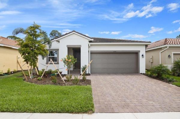 RENAISSANCE AT WELLEN PARK