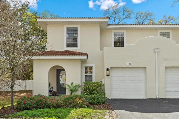 THE VILLAS OF BALLAST POINT TO