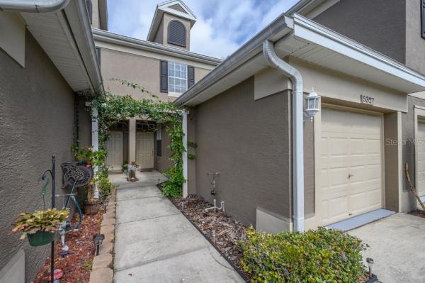 TOWNHOMES AT MILLBROOKE RANCH