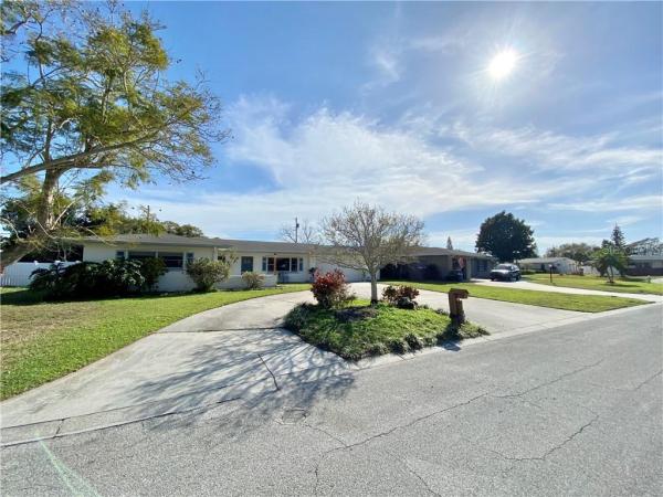 BLOSSOM LAKE VILLAGE SEC 3