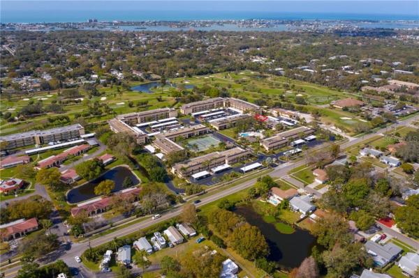 VILLAS DE GOLF CONDO