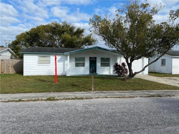 HOLIDAY LAKE ESTATES