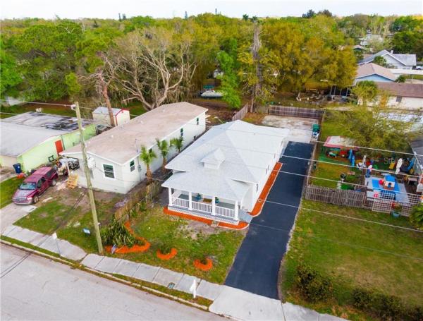 WELSHS ADD TO PALMETTO