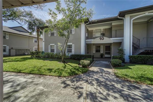 BAY OAKS CONDO