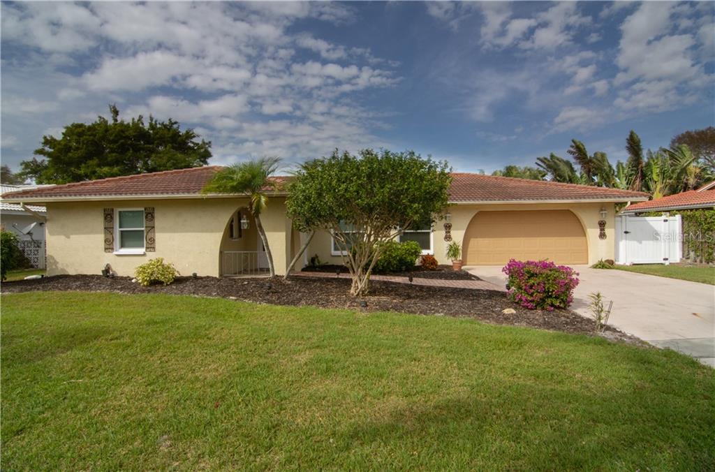 GULF GATE WOODS - фото