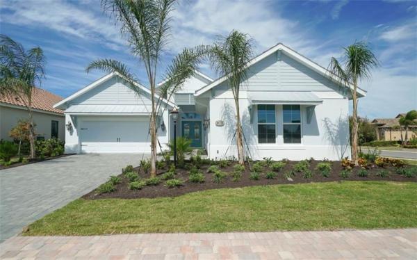 COUNTRY CLUB EAST AT LAKEWOOD RANCH