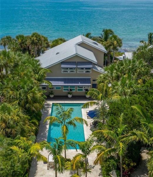 WHITE BEACH FRUIT CO PROP