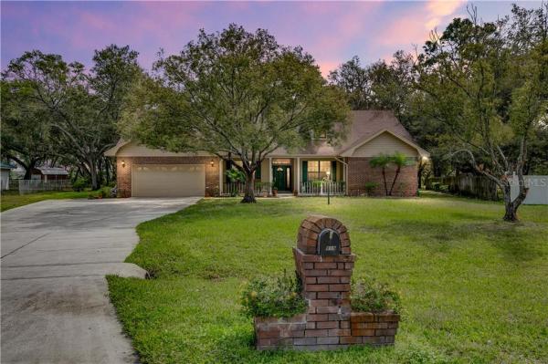 COUNTRY CLASS ESTATES