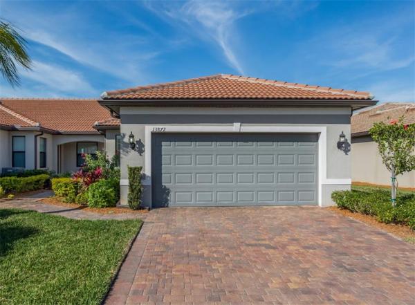 ISLANDWALK AT THE WEST VILLAGES