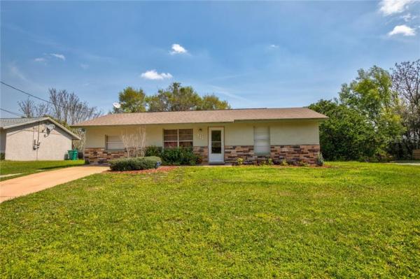 LADY LAKE APRIL HILLS