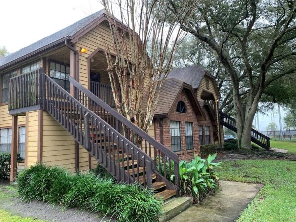 LAKEWOOD PARK A CONDO