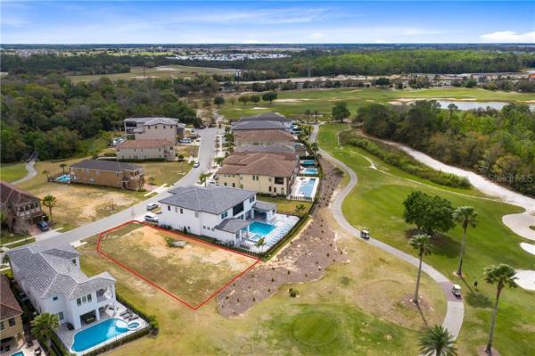 REUNION WEST VILLAGE 03A