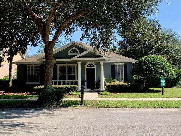 LAKES WINDERMERE PH 01 49 108