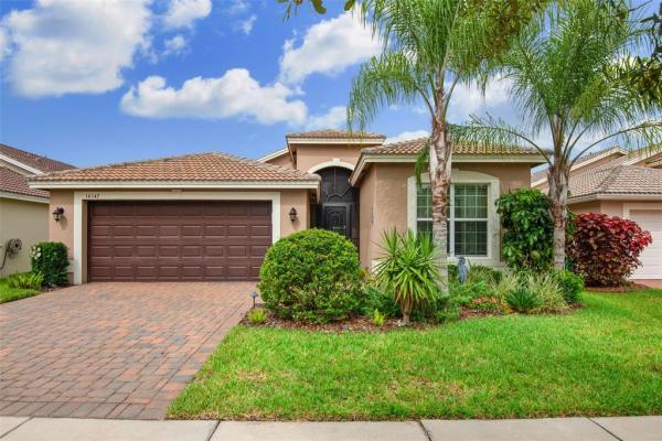 VALENCIA LAKES TR J PH 2