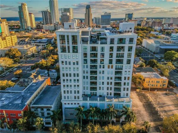 WALKER-WHITNEY PLAZA CONDO