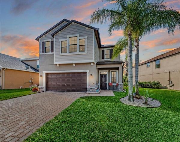 VILLAGES/TRINITY LAKES