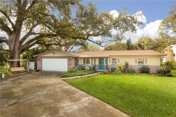 WHISPERING LAKES SEC 02 REP PT BLKS 02 03 04