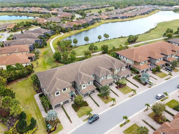 SARACINA II AT ESPLANADE LAKEWOOD RANCH