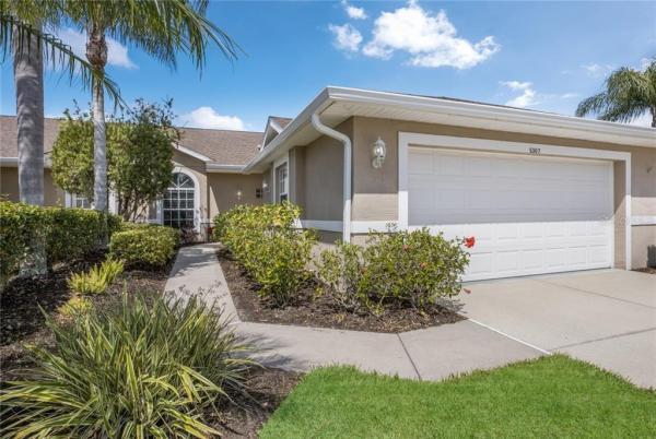 HERITAGE OAKS GOLF & COUNTRY CLUB