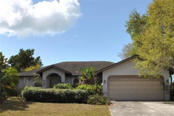 ROTONDA WEST PEBBLE BEACH