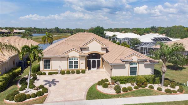 PELICAN POINTE GOLF & CNTRY CL