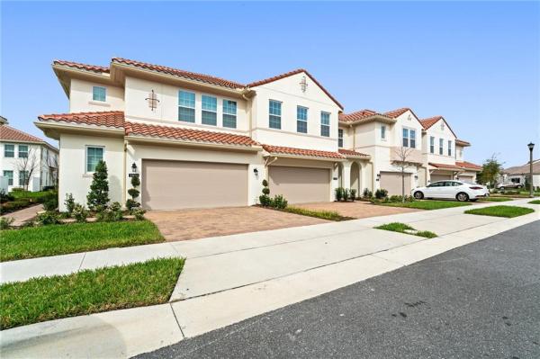 ESTATES AT SWEETWATER TOWNHOMES