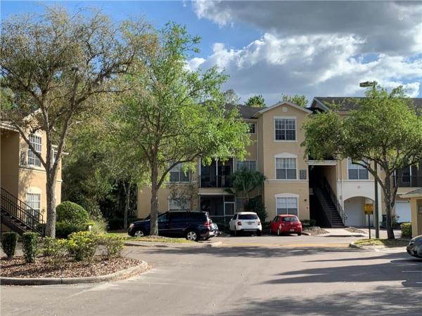 OXFORD PLACE AT TAMPA PALMS A