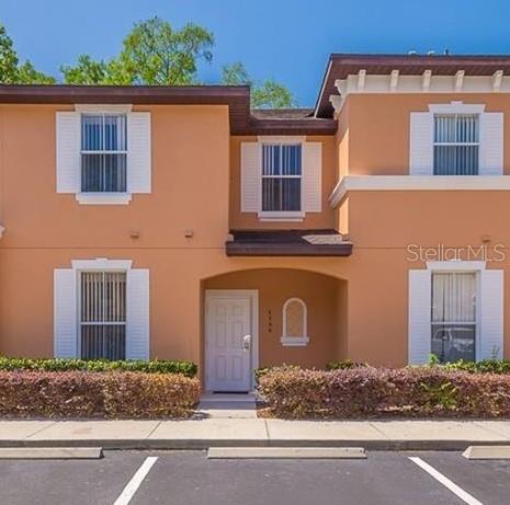 REGAL OAKS AT OLD TOWN