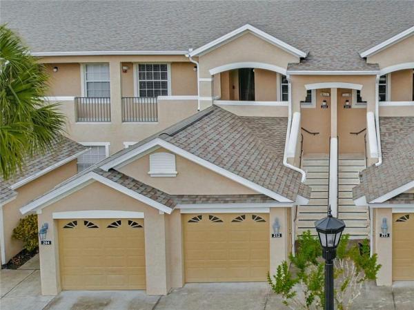 VERANDA III/LAKE HART