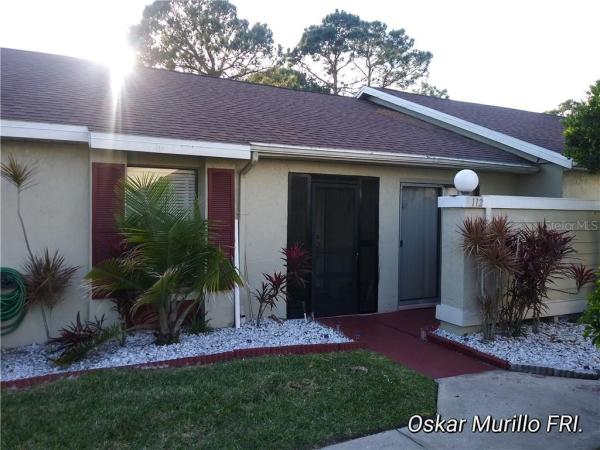 BUENAVENTURA LAKES PINE ISLAND VILLAS