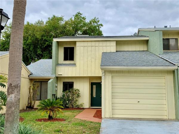 POINCIANA GOLF VILLAS