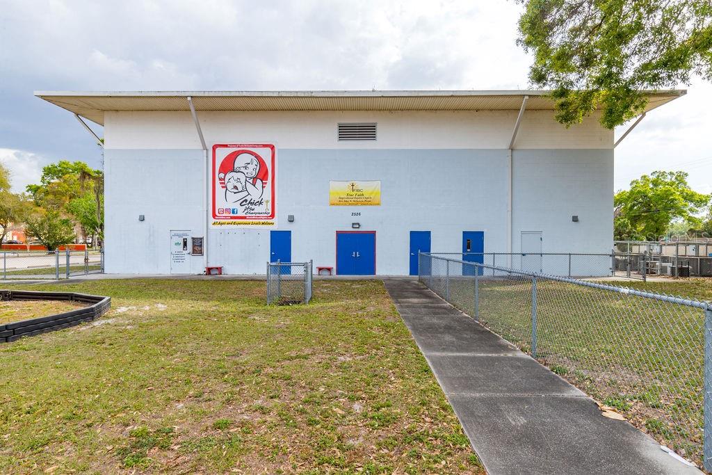 GROVER ESTATES UNIT 1 - фото