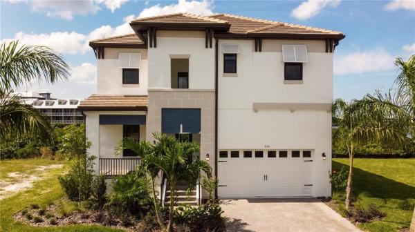 SOUTHSHORE YACHT CLUB