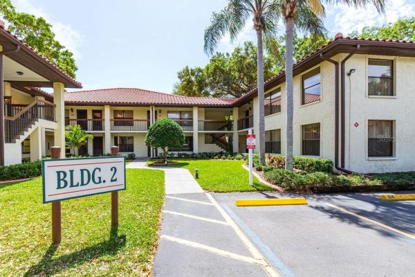 HAMMOCK PINE VILLAGE