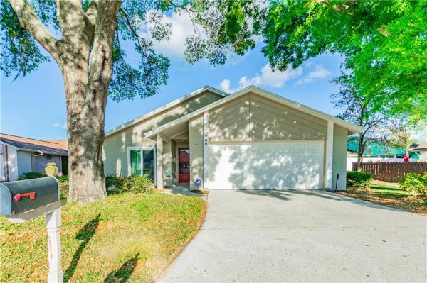 WEDGEWOOD TENNIS VILLAS