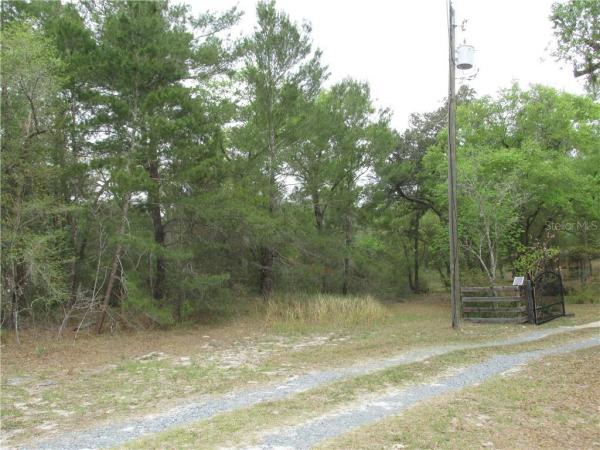 BLUE LAKE HILLS UNREC 922