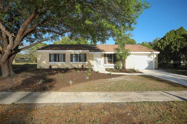 PORT CHARLOTTE SUB 52