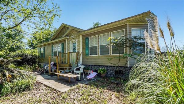 METES AND BOUNDS PROPERTY