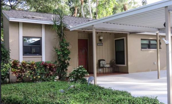 VILLAGE GARDENS PH 1