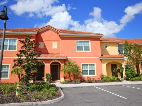 PARADISE PALMS RESORT P1