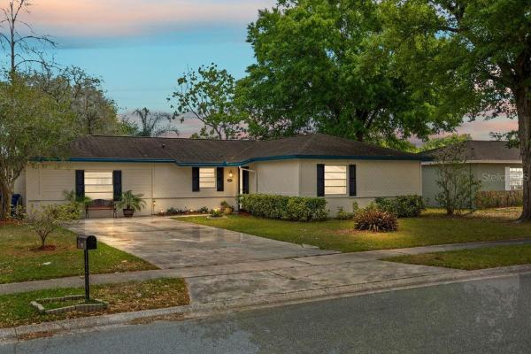 TWIN LAKES MANOR ADD 01