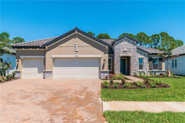 OASIS AT WEST VILLAGES